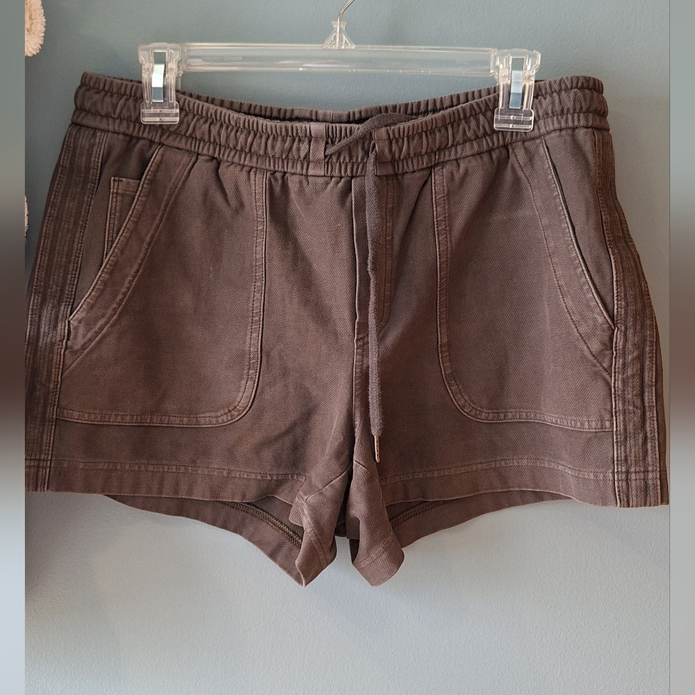 Athleta Farallon Shorts Size 10